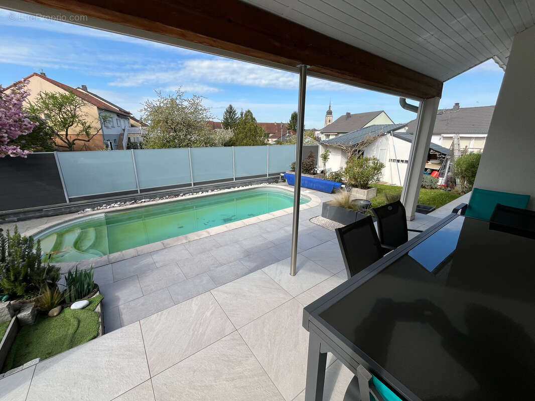 Maison à PUTTELANGE-AUX-LACS