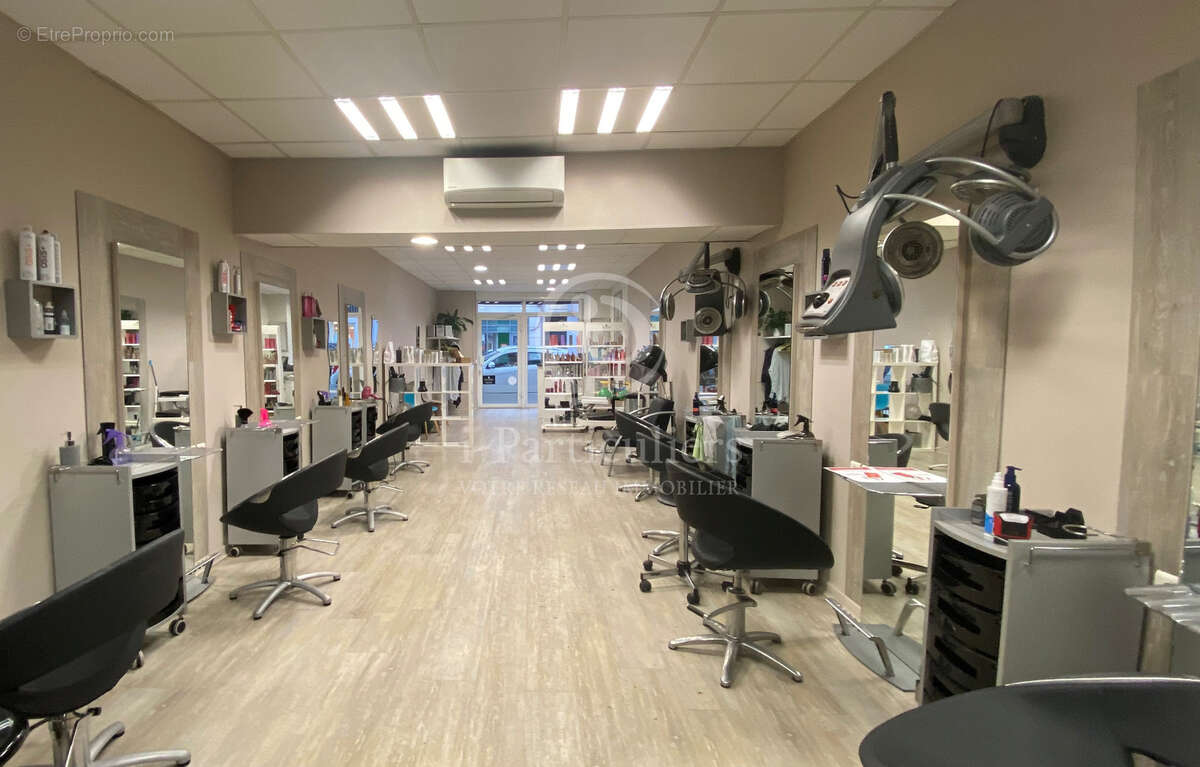 Commerce à ROMANS-SUR-ISERE