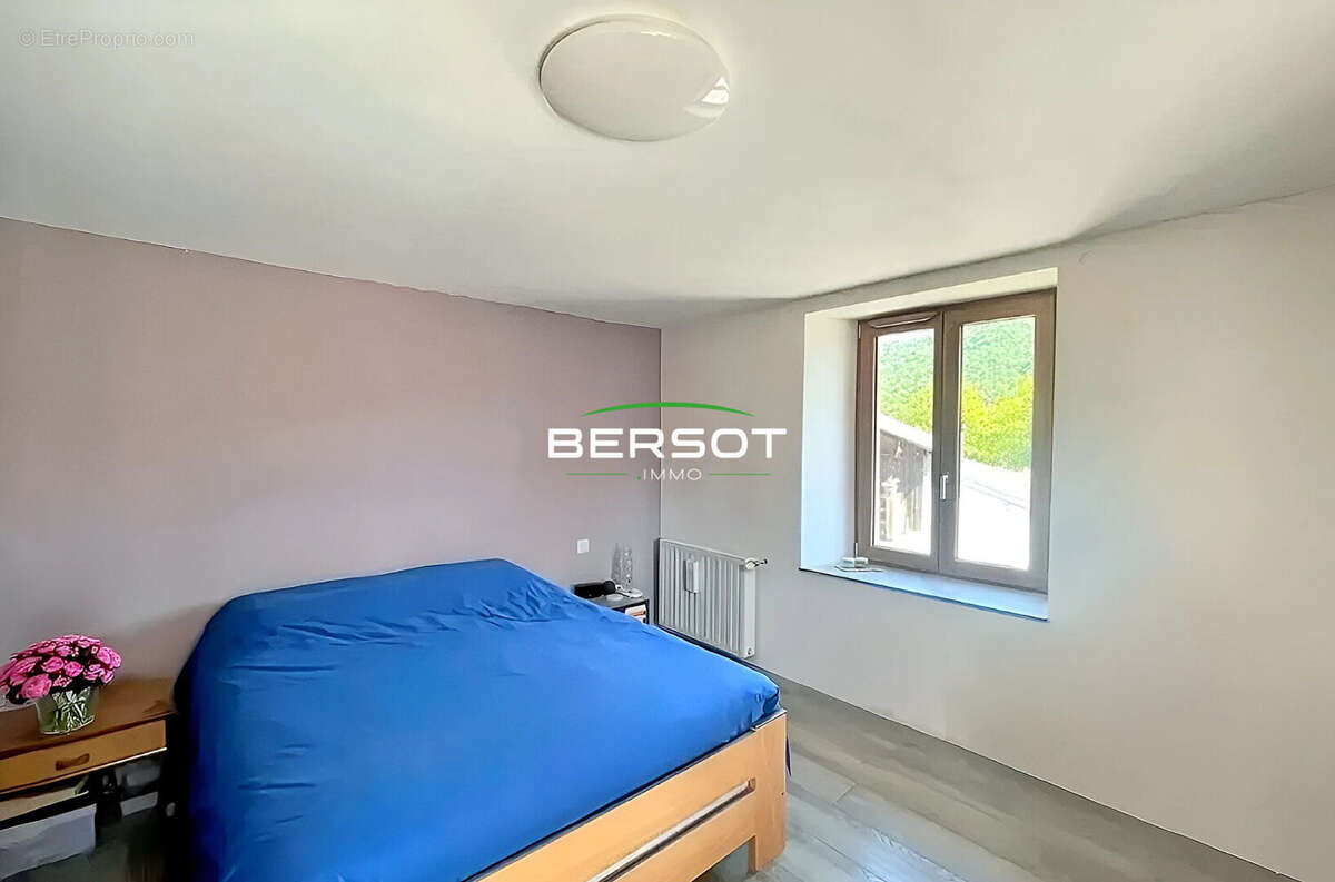 Maison à BOURGUIGNON