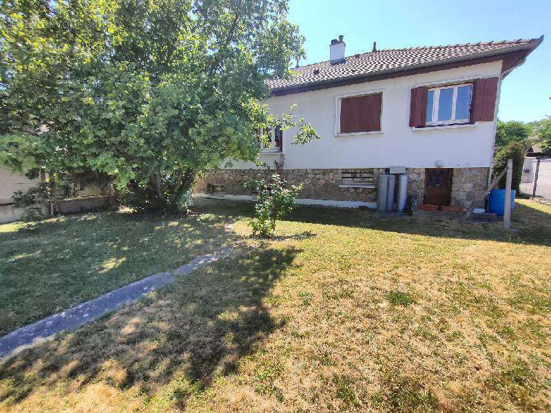 Maison à MITRY-MORY