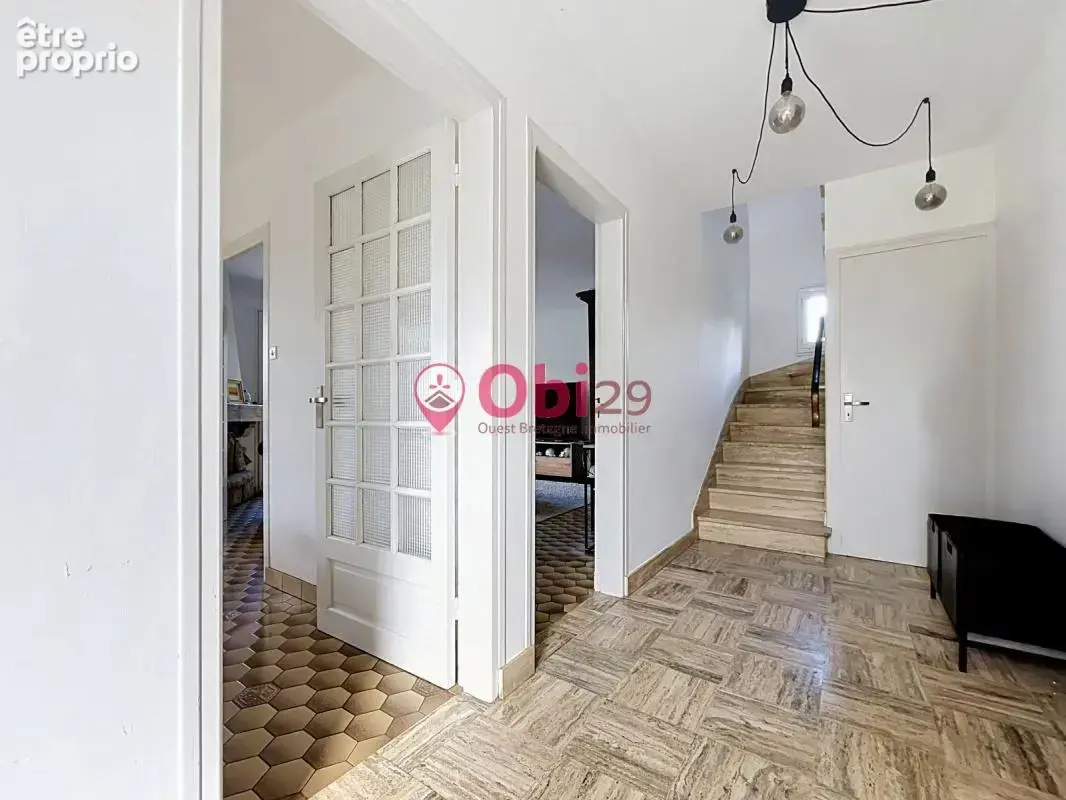 Maison familiale avec terrain de 5 000 m² – Spézet - photo 8