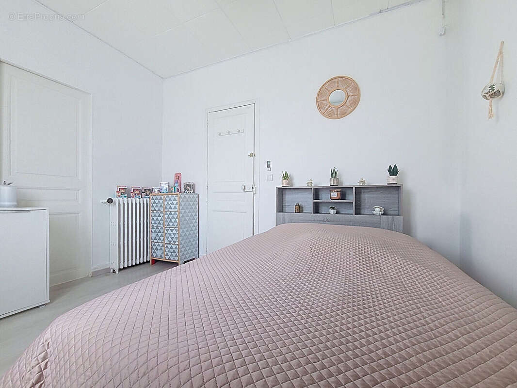 Maison à FRESNAY-LE-GILMERT