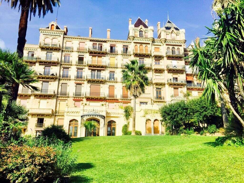 Studio atypique 55 m² avec mezzanine, dernier étage, terrasse vue mer – Château Vallombrosa, Cannes Bas Croix des Gardes  - photo 3
