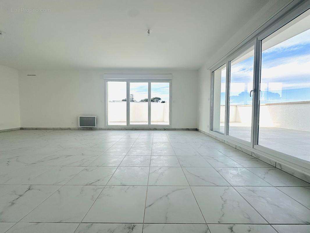 Appartement à MARSEILLE-13E
