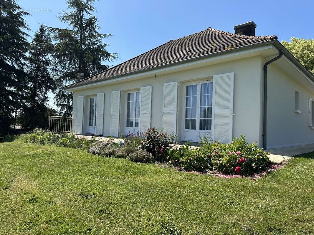 Maison à GUESNES
