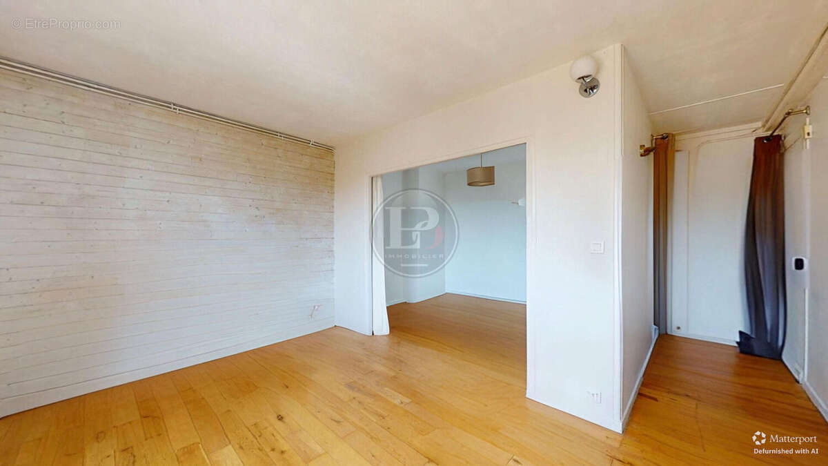 Appartement 2 pièces - Dernier étage - Hyper Centre - photo 2