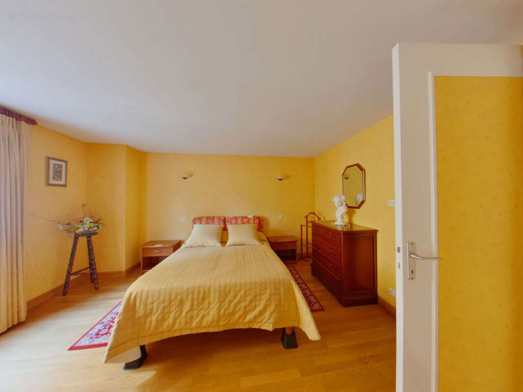 Maison à L&#039;ISLE-JOURDAIN