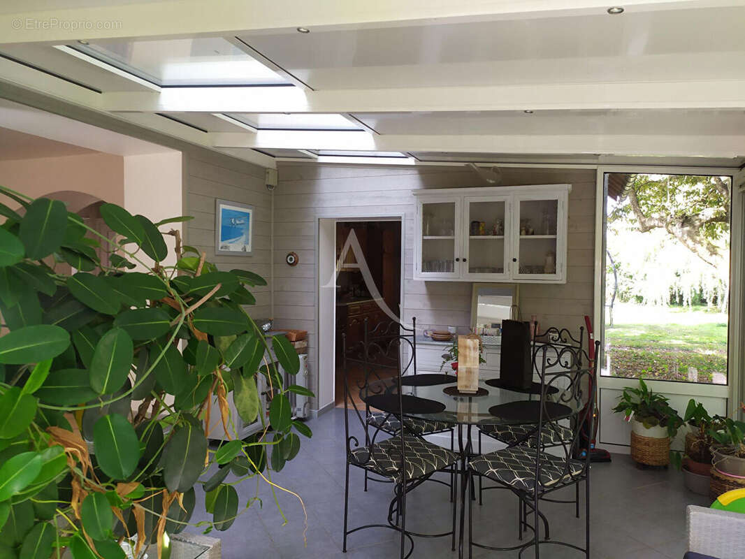 Maison à VIENNE-EN-VAL