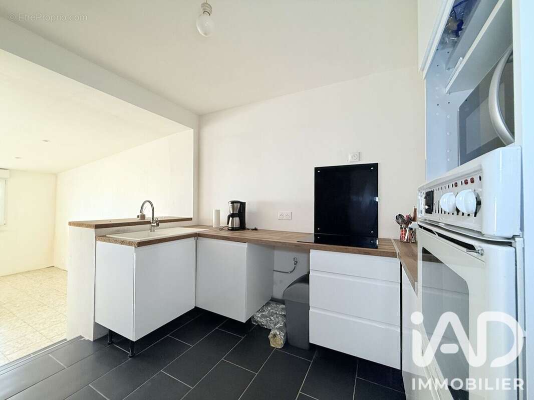 Maison 103 m² à Erre  - photo 8