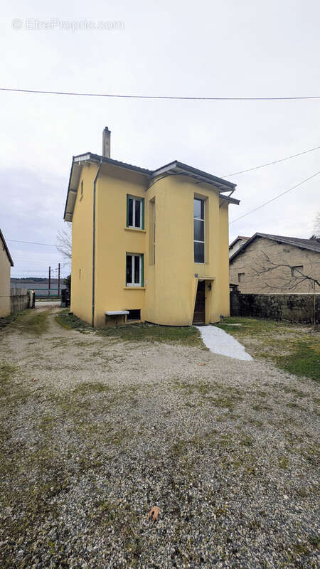 Maison à PONT-D'AIN