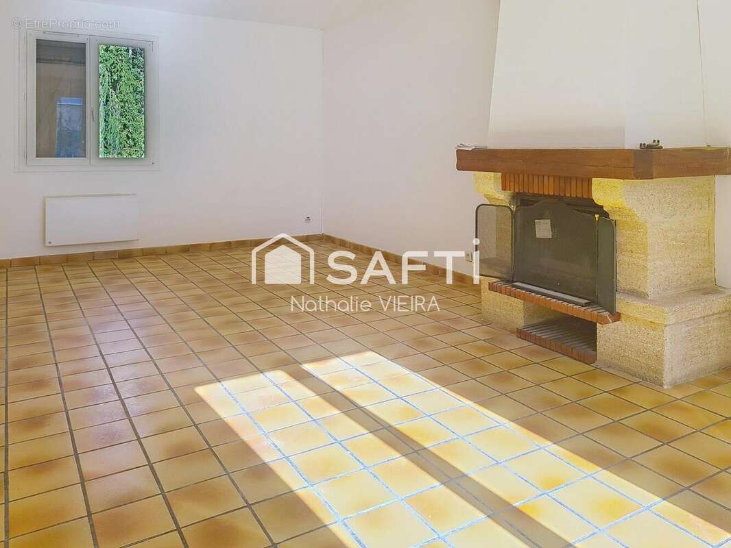 Maison 93 m² à Elincourt-Sainte-Marguerite  - photo 3