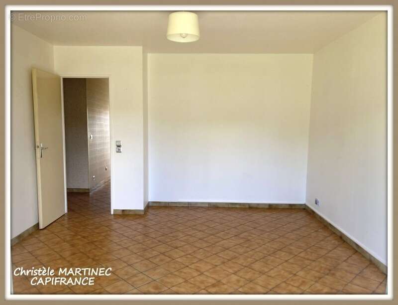 Maison à VILLENEUVE-SUR-YONNE