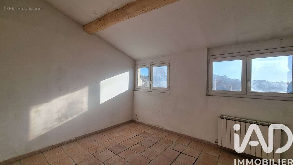 Photo 5 - Appartement à CHATEAURENARD