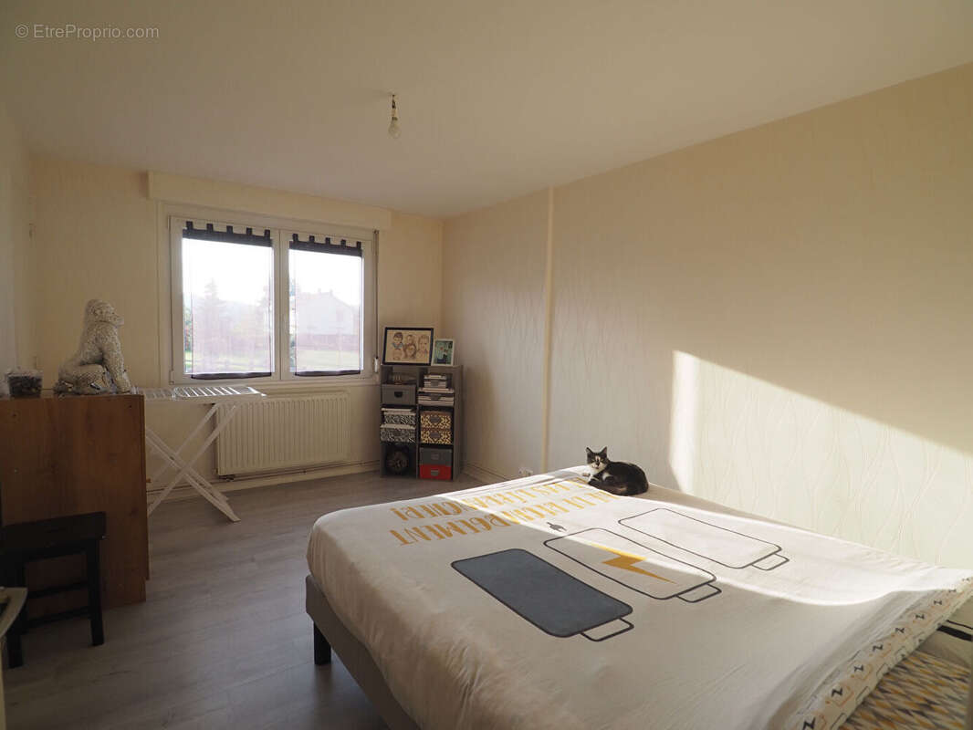 Appartement à VINCEY