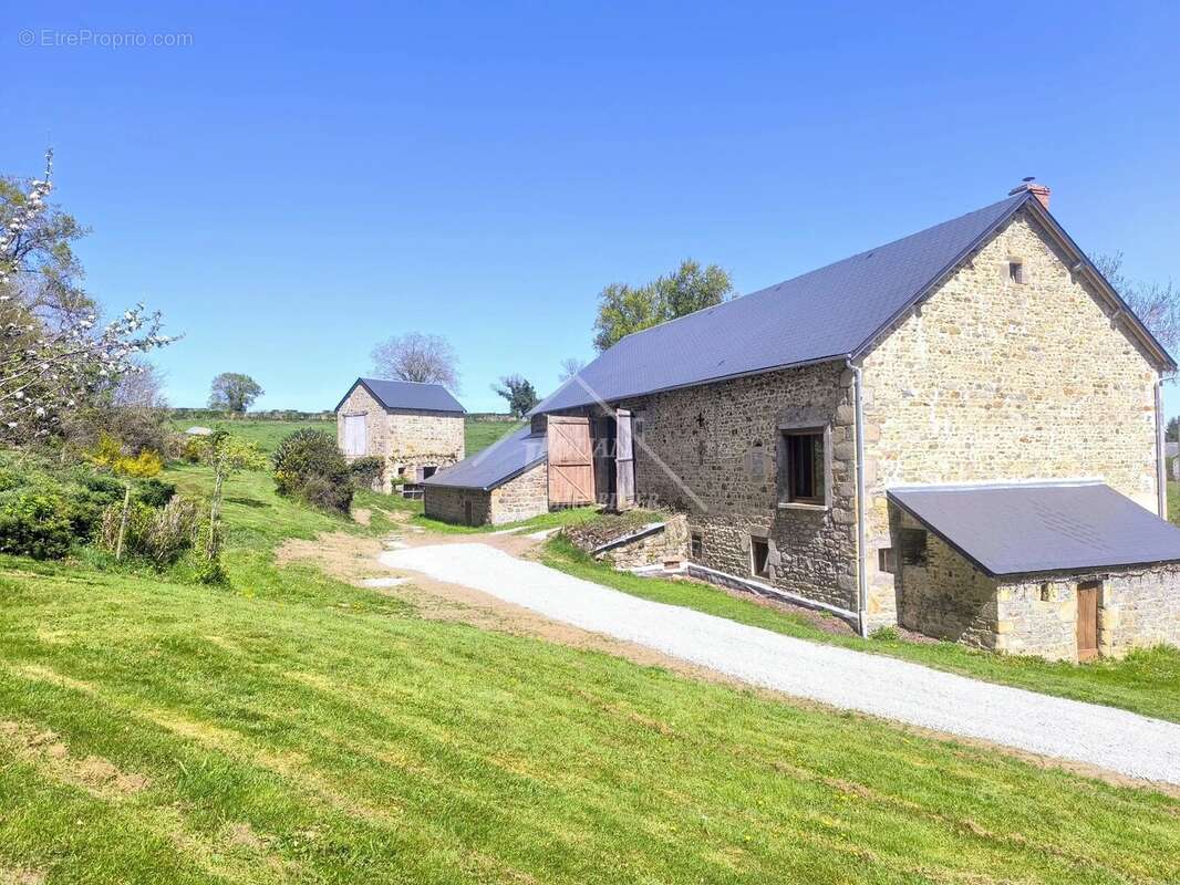 Maison à GOUTTIERES