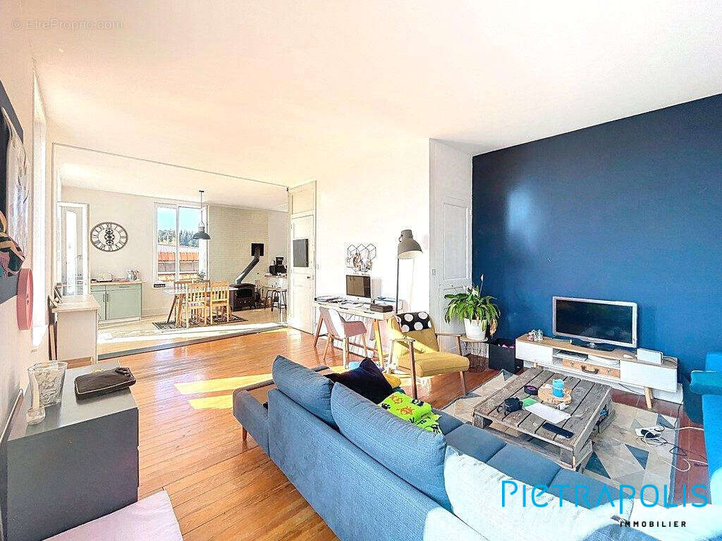 Maison à PONTCHARRA-SUR-TURDINE