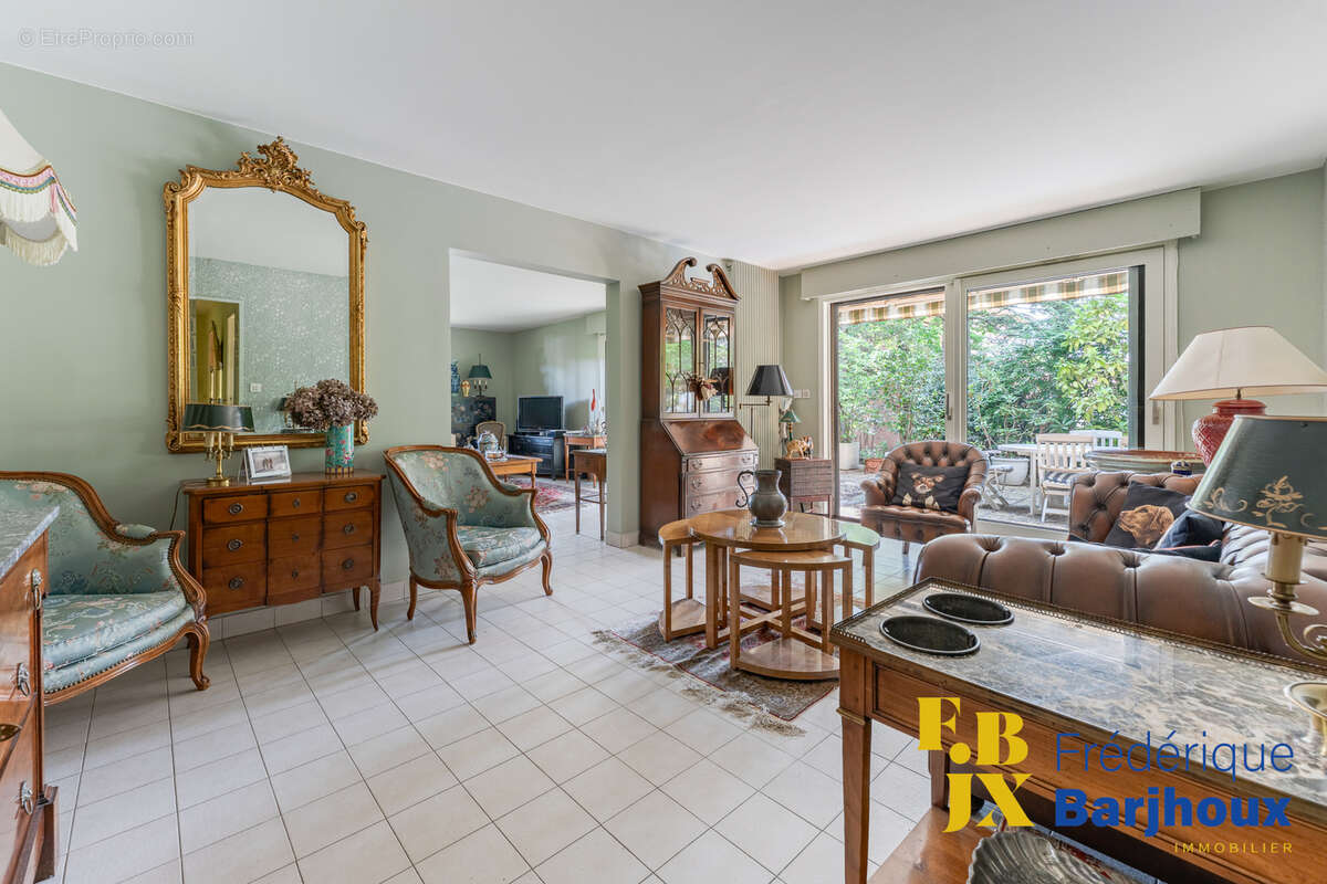 Appartement à CRAPONNE