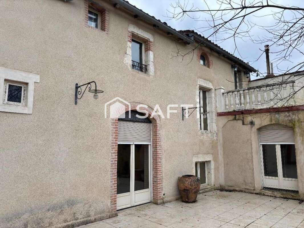 Maison 244 m² à Les Cabannes  - photo 5