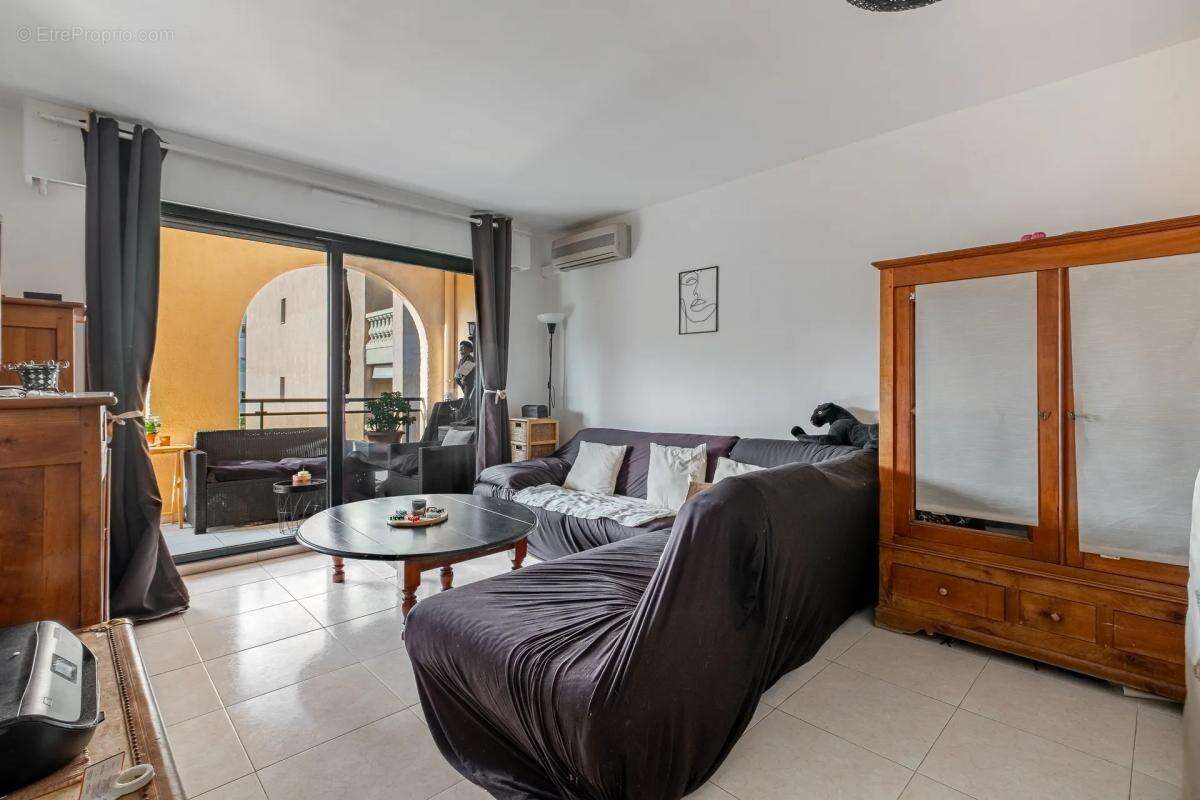 Appartement à LE CANNET
