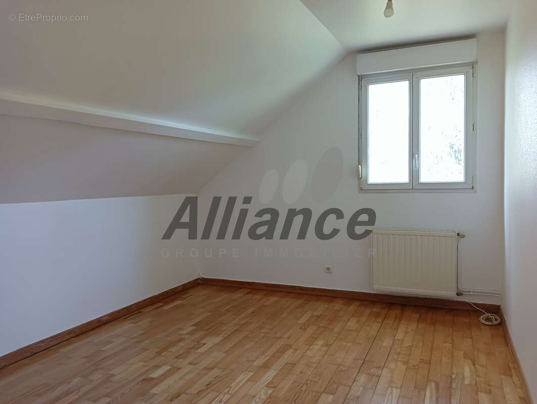 Proche luxeuil-les-bains, joli pavillon f4 - photo 6