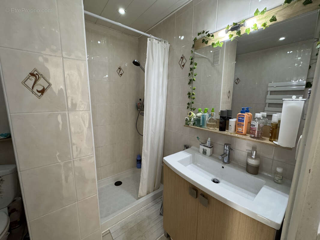 Appartement à FONTAINE