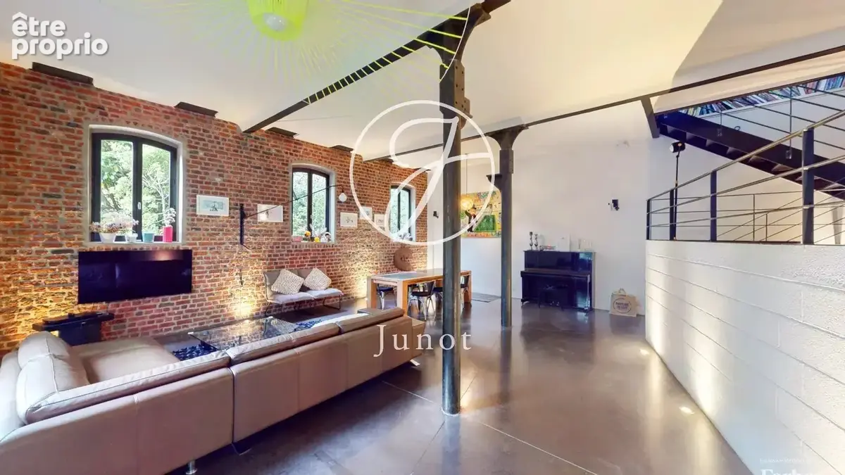 Lille - CORMONTAIGNE - Loft à vendre - 6 pièces - 216,98m² loi Carrez - 4 chambres - Terrasse - Jardin - Stationnement. - photo 6
