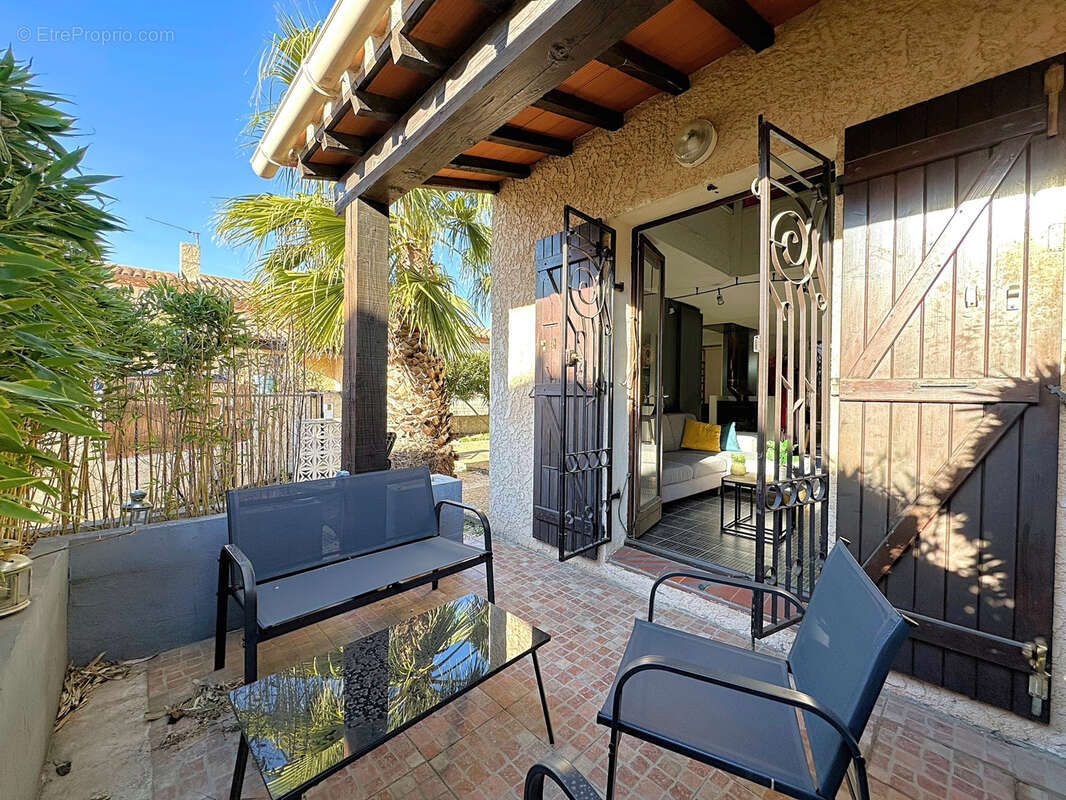 Maison à SAINT-CYPRIEN