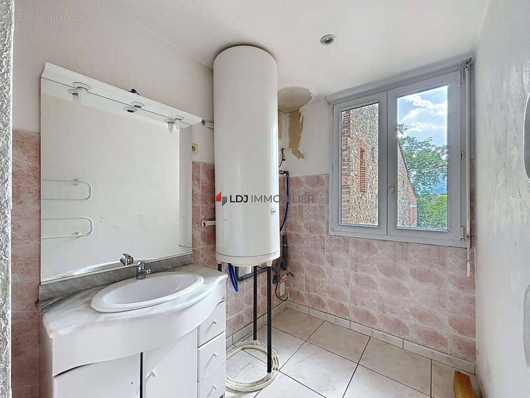 Appartement 101 m² à Prades  - photo 8