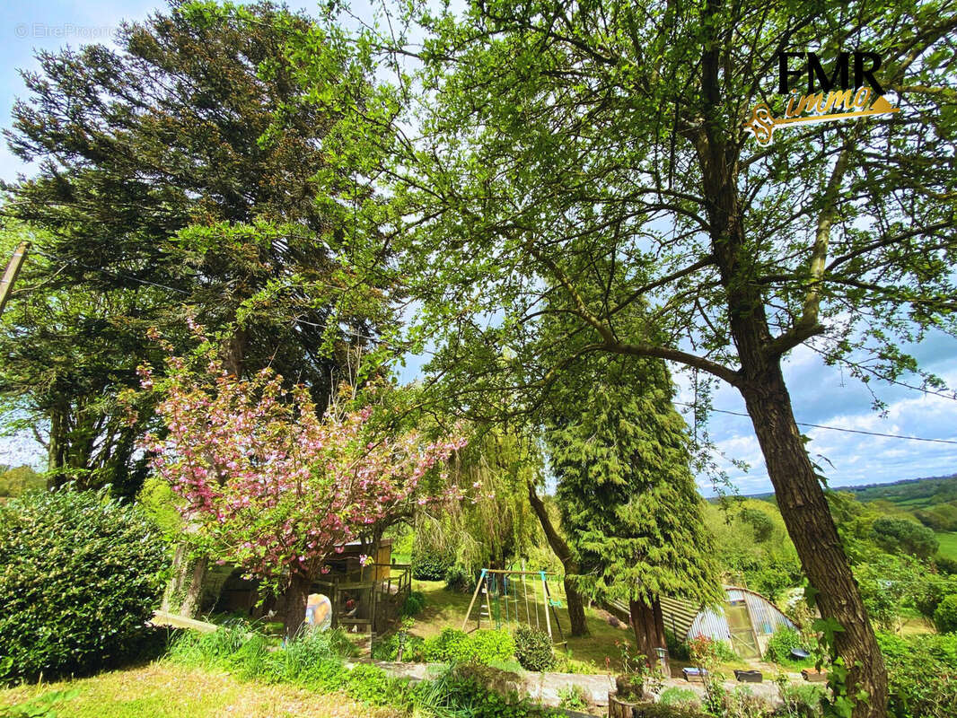 Appartement à SAINT-PIERRE-SUR-DIVES