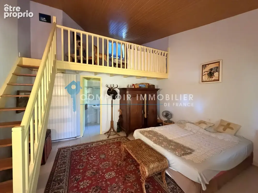 En exclusivité, Boissières sur 5300 m2 de terrain environ, villa d'architecte de 160 m2 3 chambres, Piscine co - photo 21
