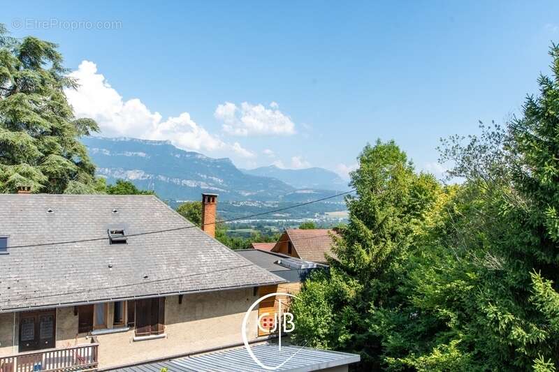 Appartement à LE BOURGET-DU-LAC