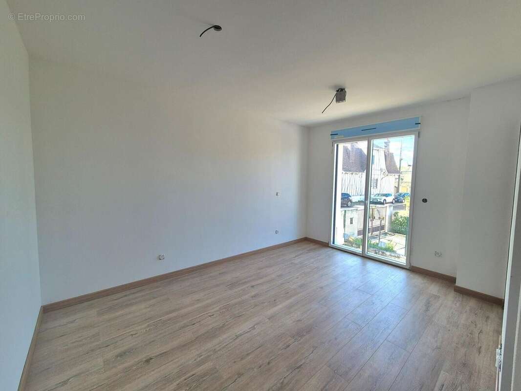 Photo 8 - Maison à FRENEUSE