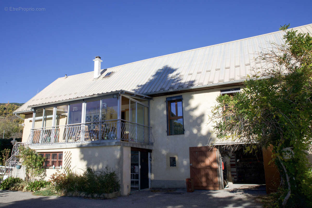 Maison à LA BATIE-NEUVE