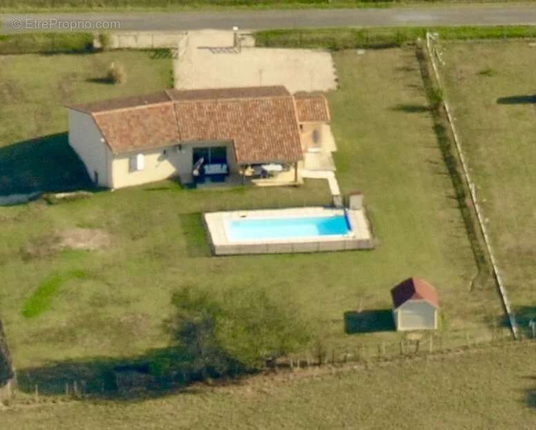 Maison à VANXAINS