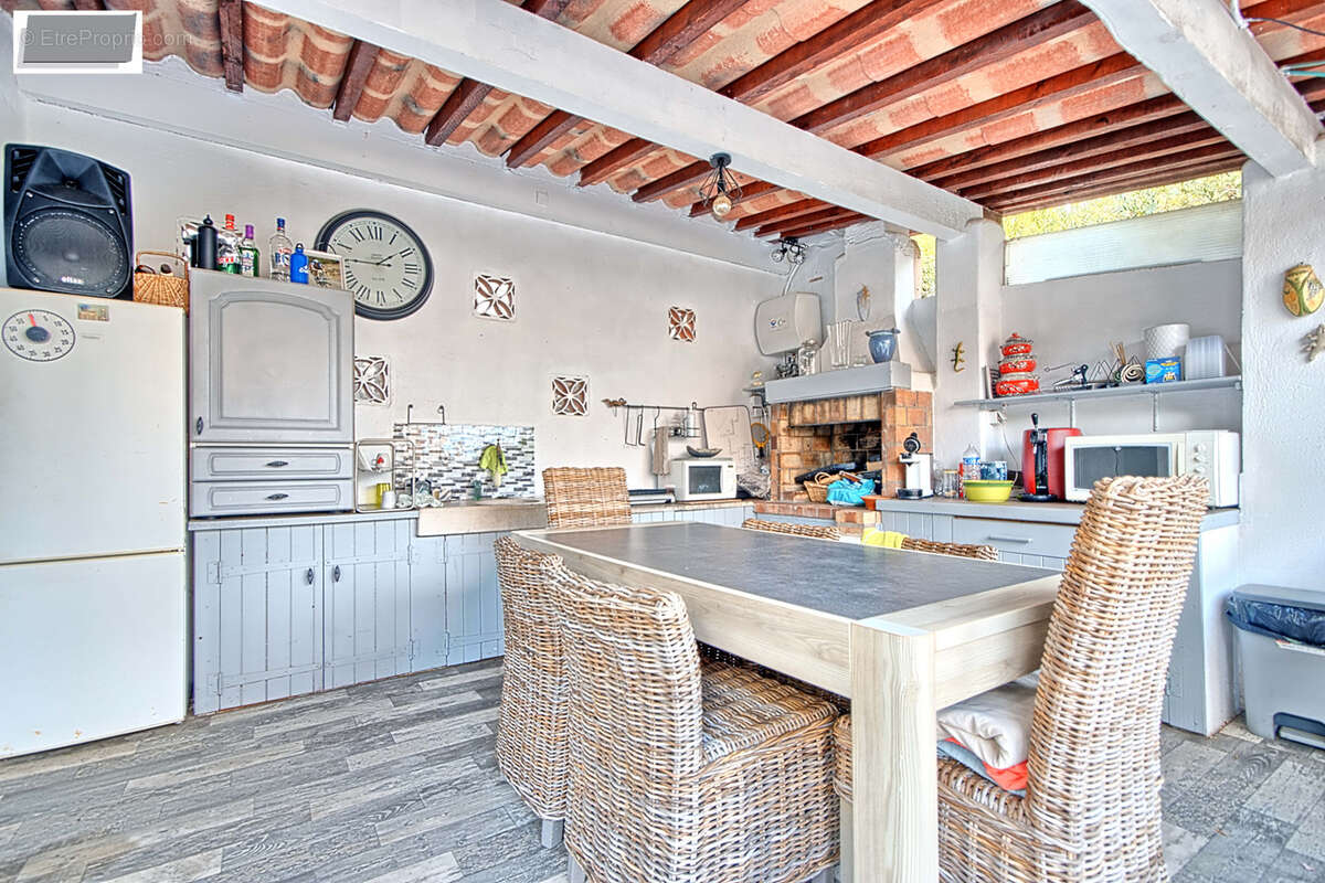 Maison à LA VALETTE-DU-VAR