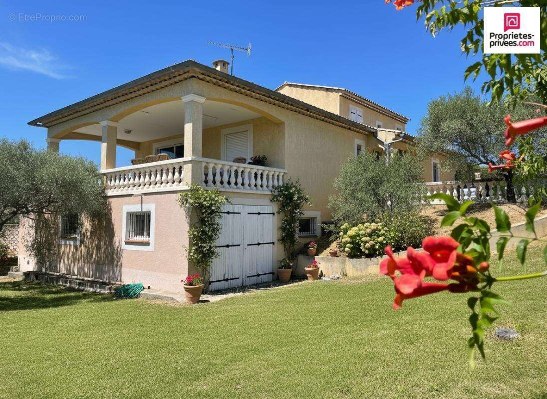Maison à VALENSOLE