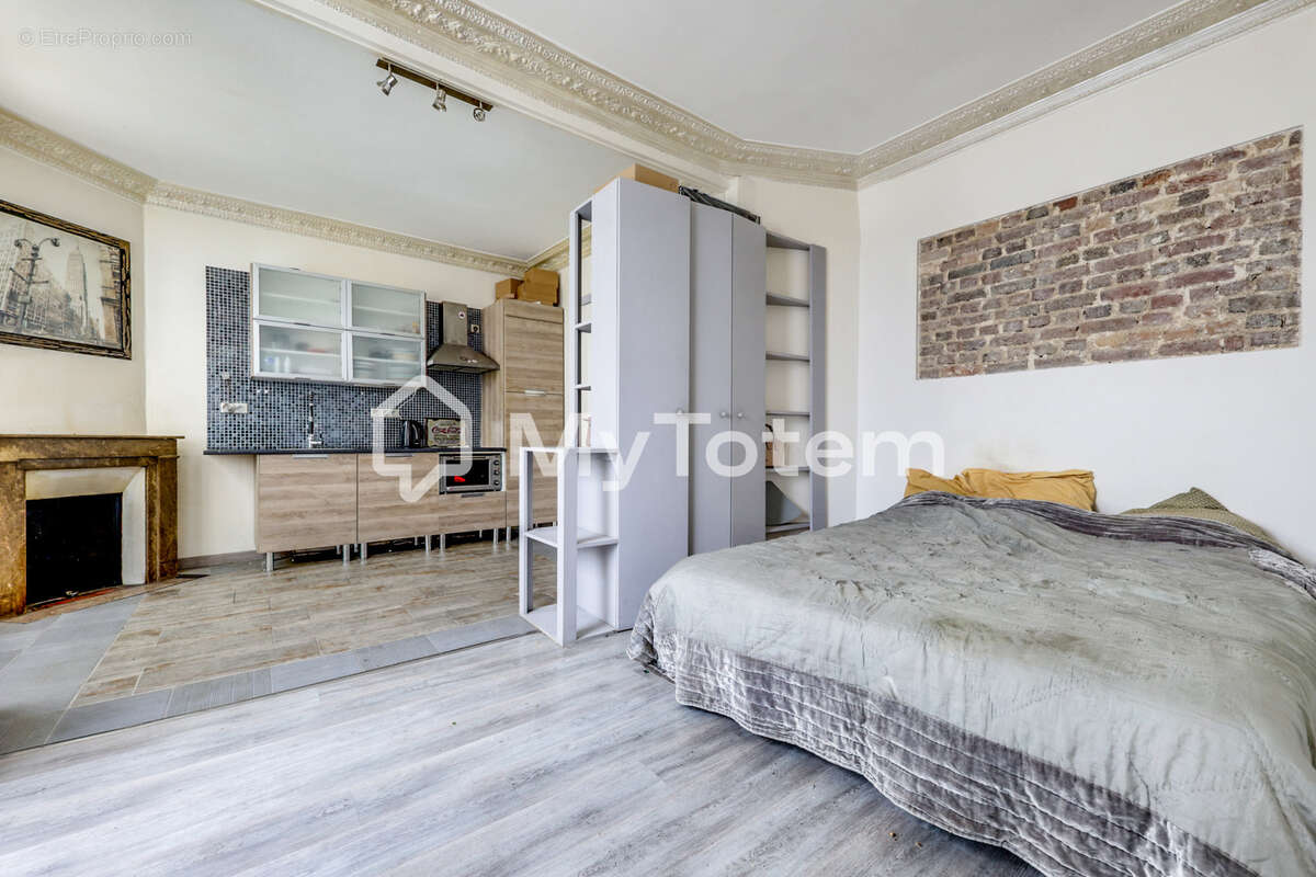 Appartement à LEVALLOIS-PERRET