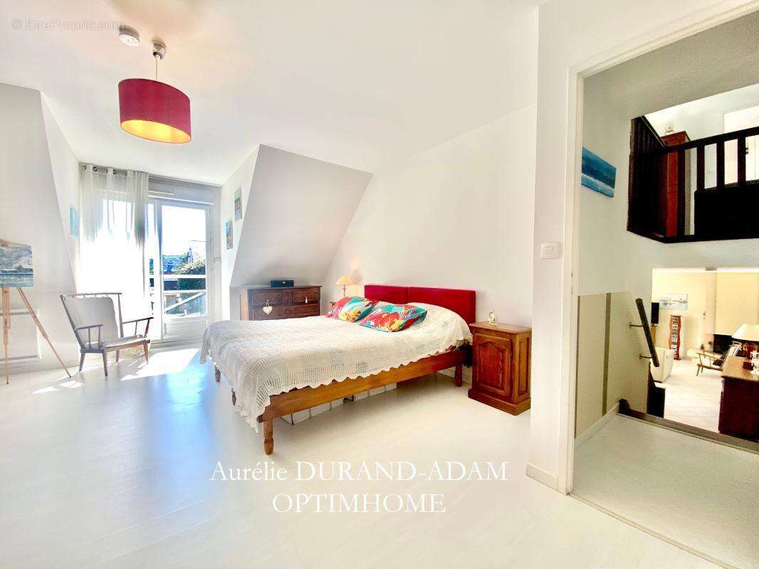 Maison d'architecte Familale à vendre - Secteur ultra prisé - Hauteurs d'Honfleur - Jardin magnifique - Garage - photo 8