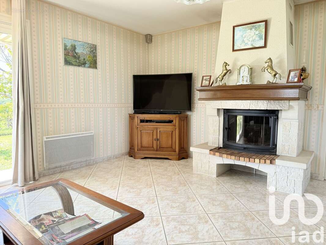 Photo 7 - Maison à SAINT-GEORGES-ANTIGNAC