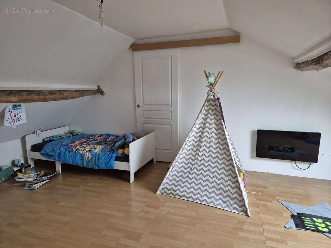 Maison à BOISCOMMUN