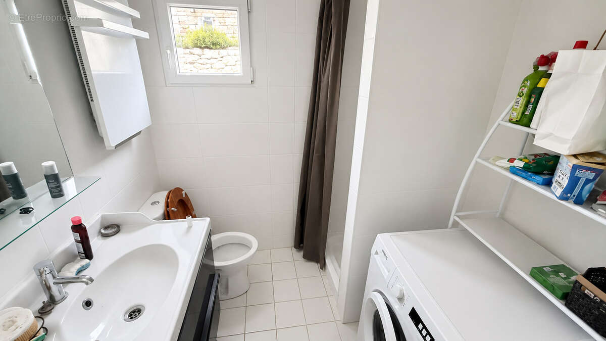Proche carcassonne - ideal investisseur - maison de village - vendue louée meublée - photo 6