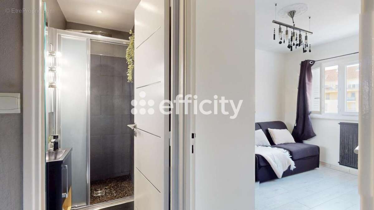 Appartement à LYON-6E