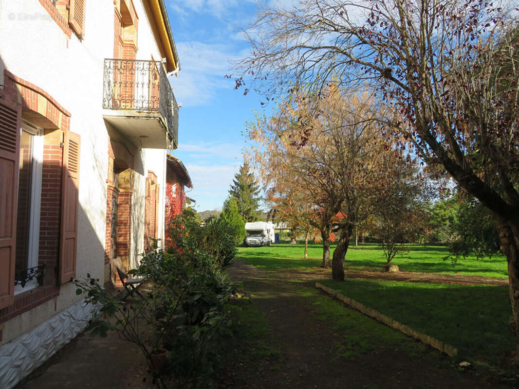 Maison à RABASTENS-DE-BIGORRE