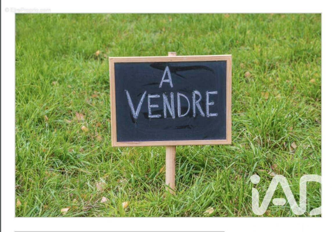 Photo 1 - Terrain à LE RAINCY