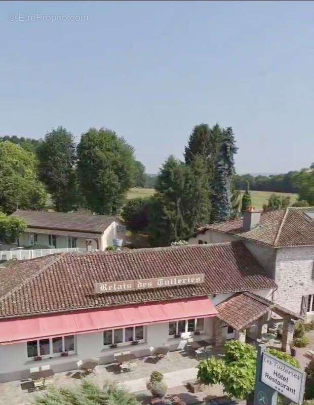 Maison à SEREILHAC
