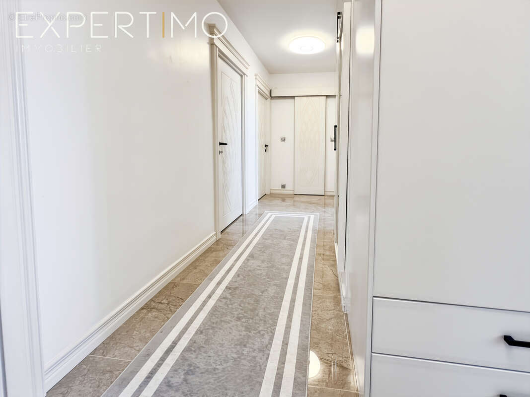 Appartement à SAINT-MICHEL-SUR-ORGE