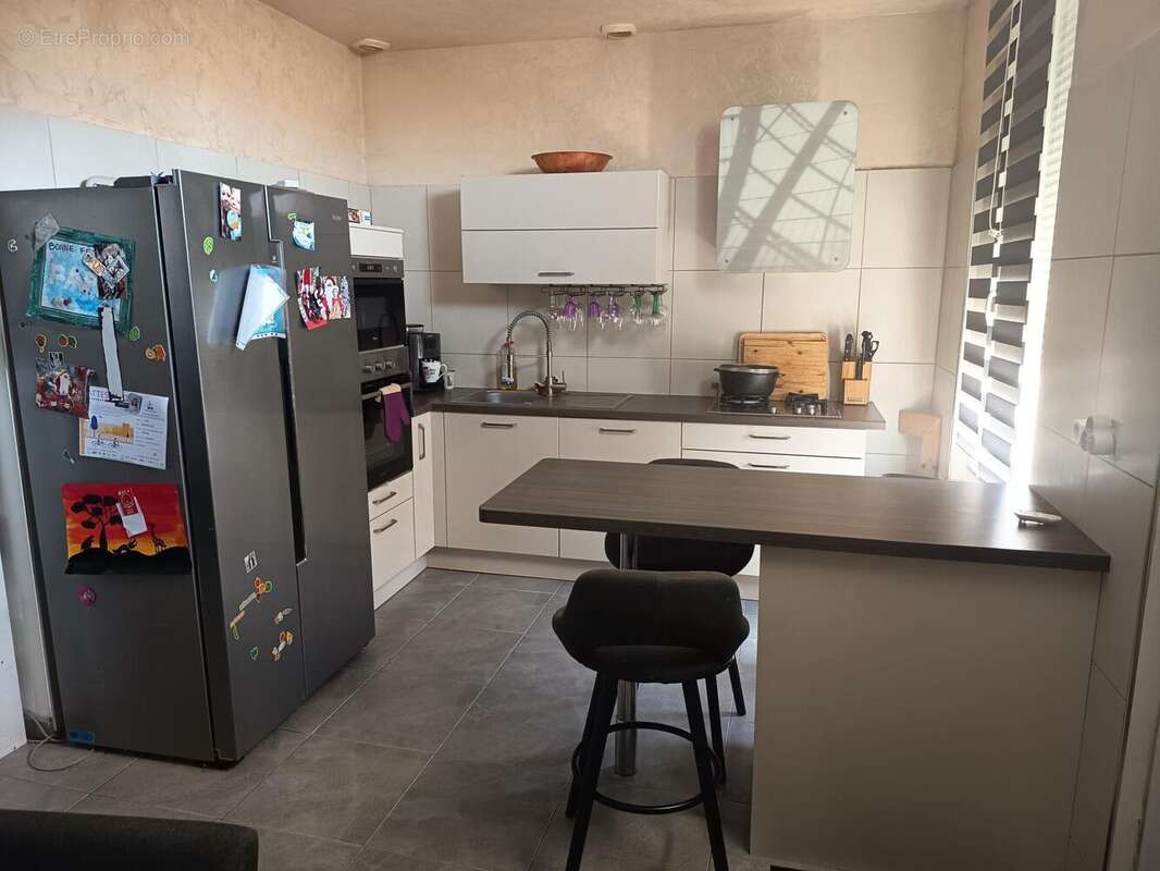 Maison 60 m² à Macon  - photo 4