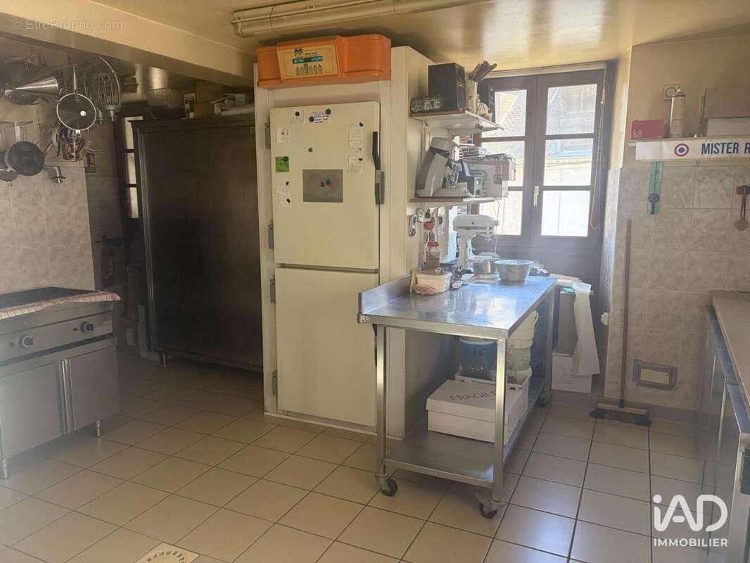 Photo 8 - Commerce à MENS