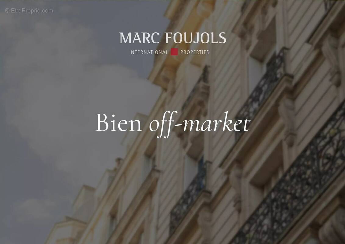 Appartement à PARIS-8E