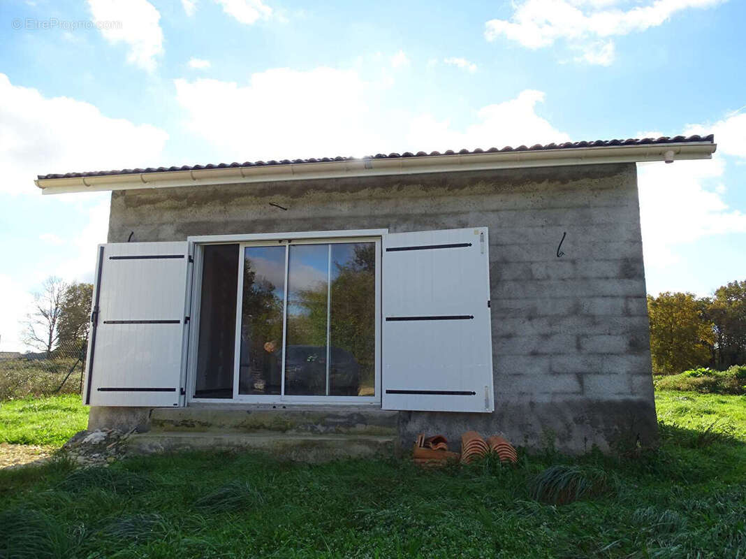 Terrain à BEAUPOUYET